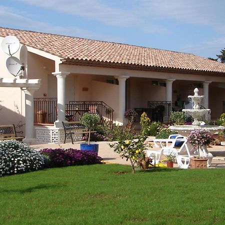 L'Orangeraie Du Cap Aparthotel อองทีบส์ ภายนอก รูปภาพ
