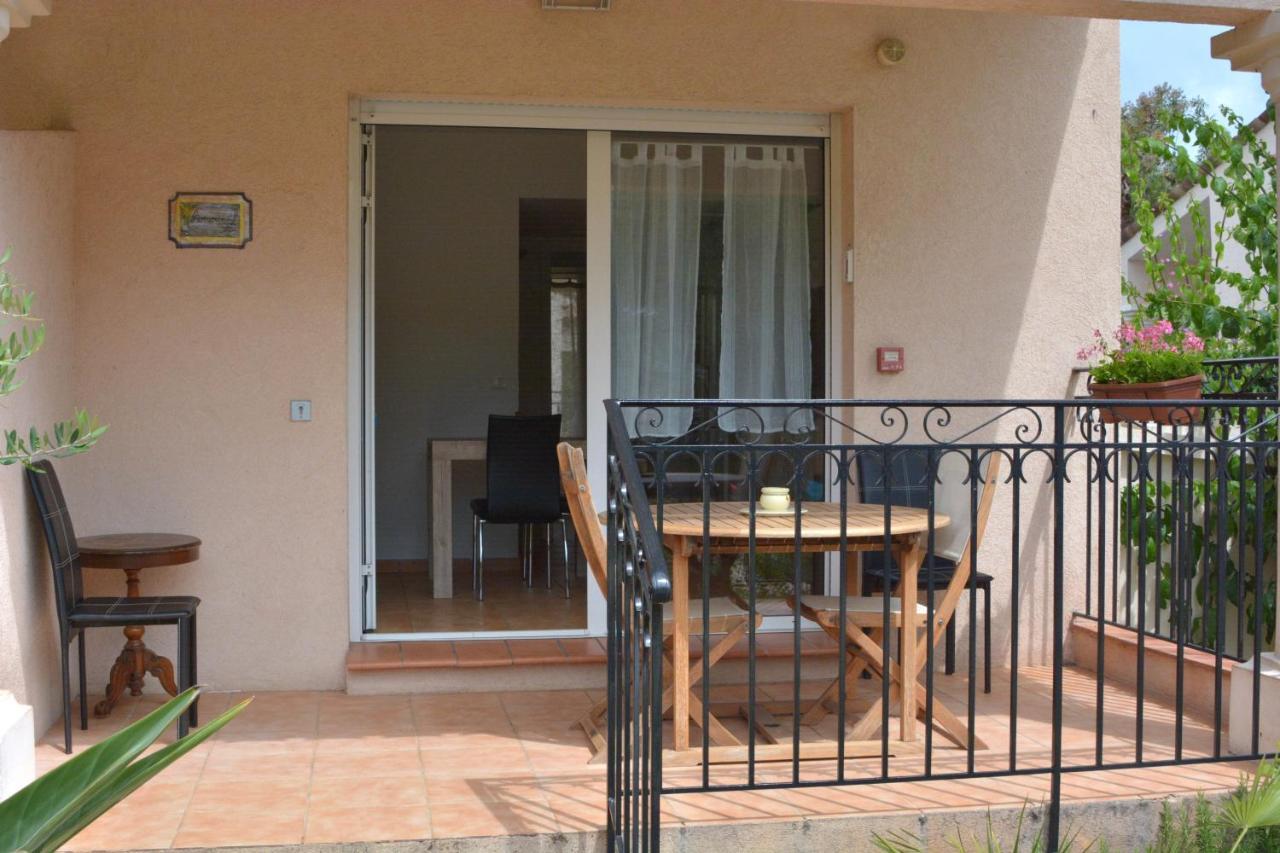 L'Orangeraie Du Cap Aparthotel อองทีบส์ ภายนอก รูปภาพ